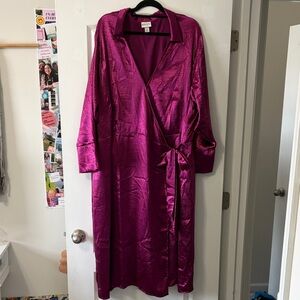 Ava & Viv Satin Wrap Robe - Magenta